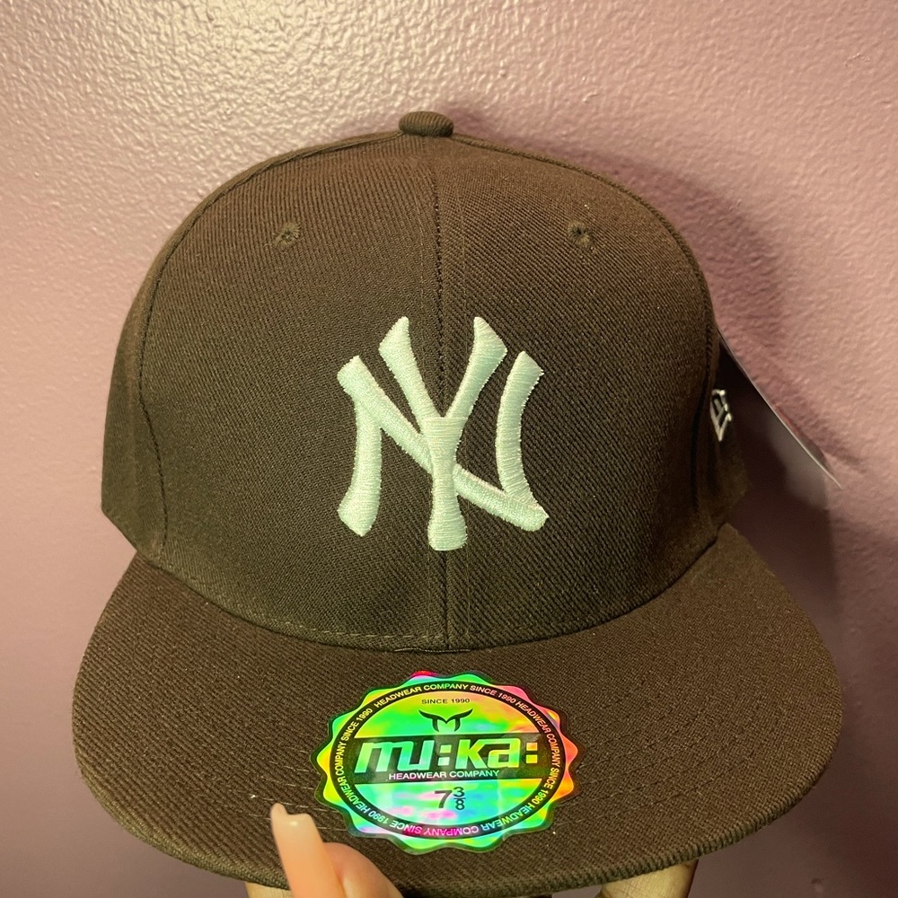 Yankee Fitted Cap